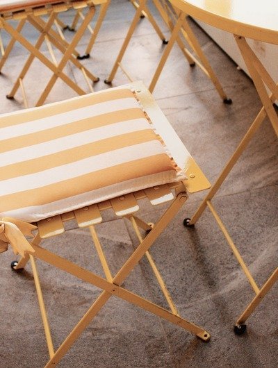 Cushions & Textiles